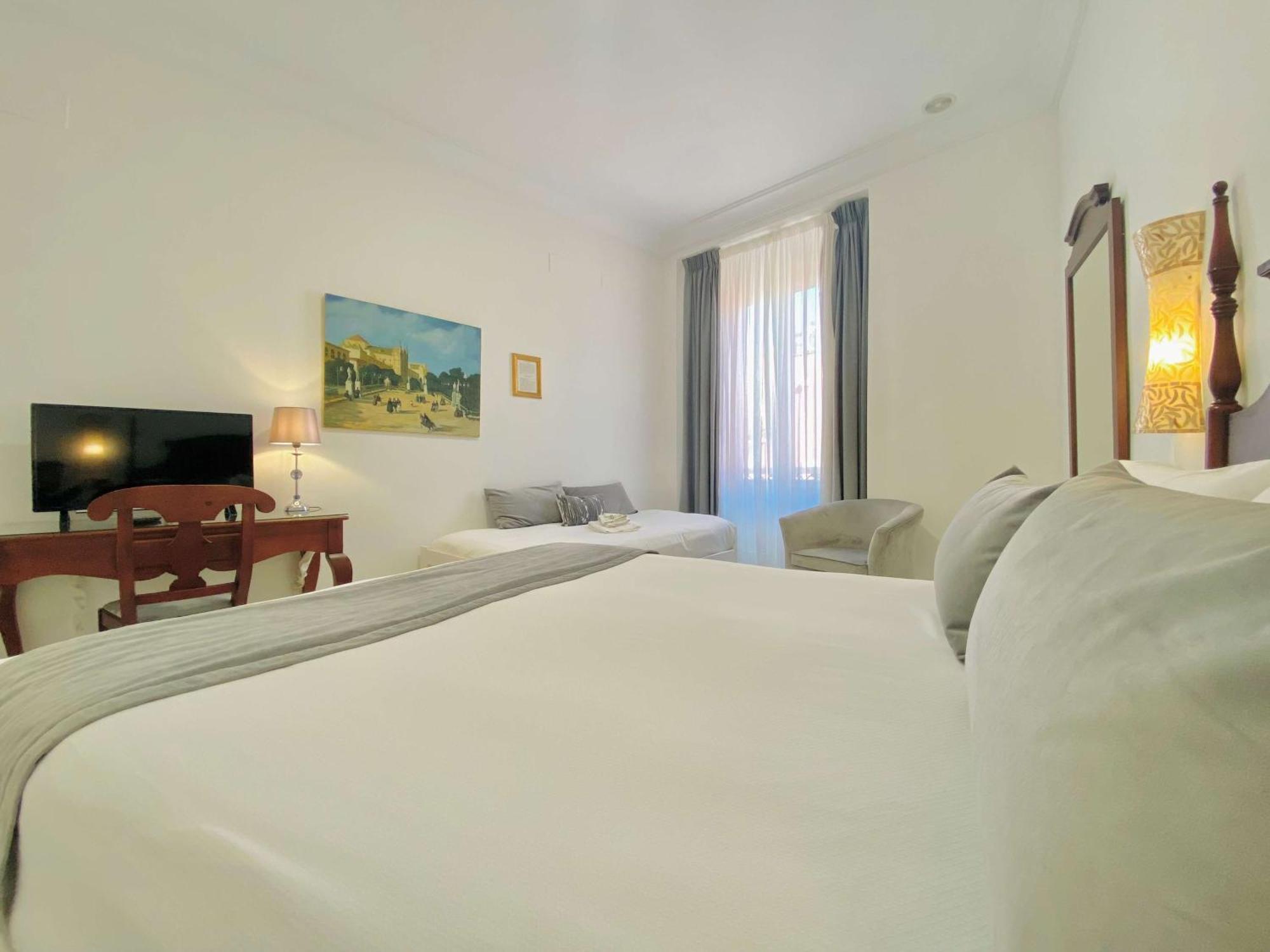 Hotel Las Cortes De Cádiz Esterno foto