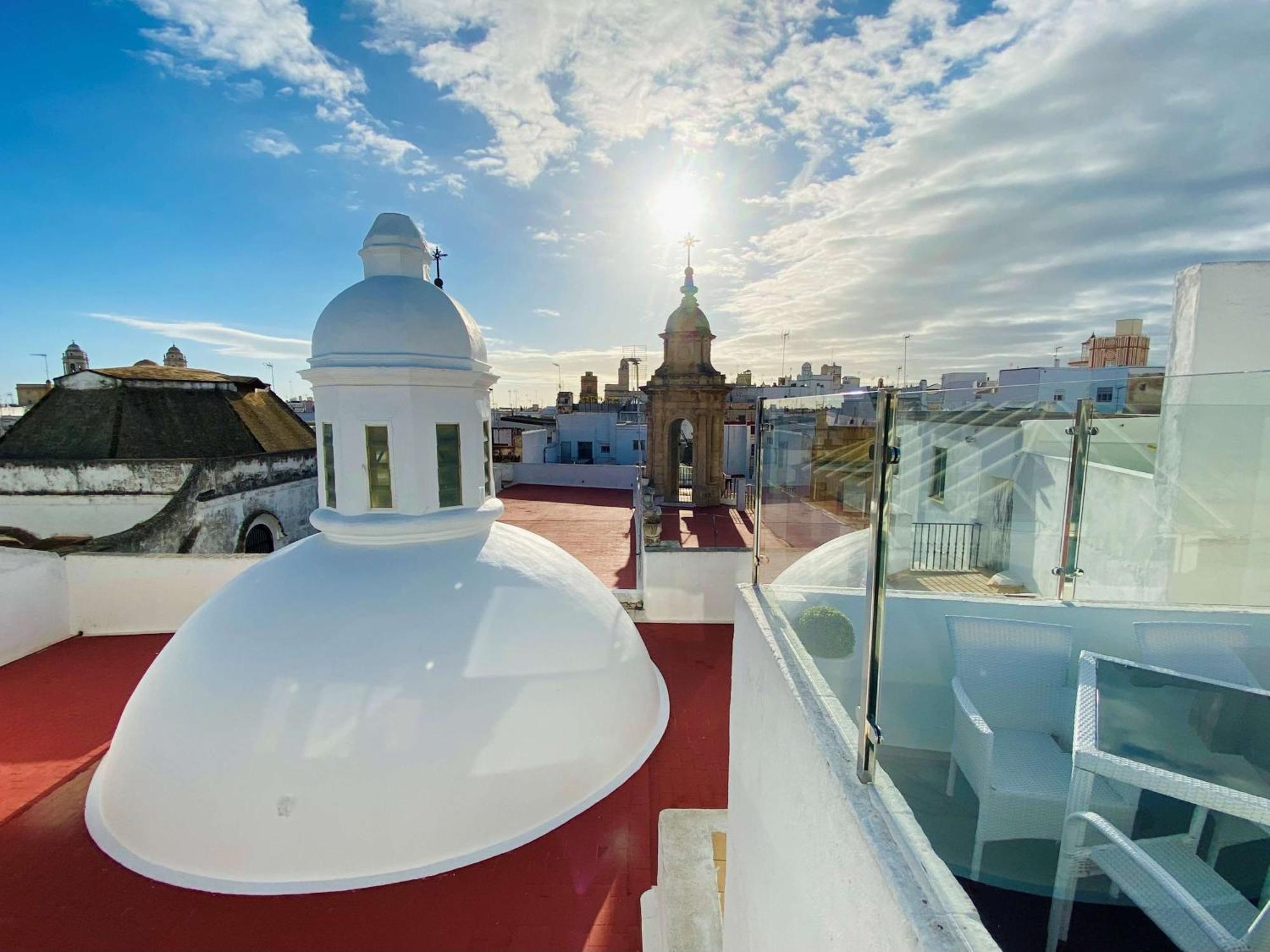 Hotel Las Cortes De Cádiz Esterno foto